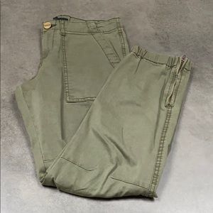 Sanctuary joggers. Army green